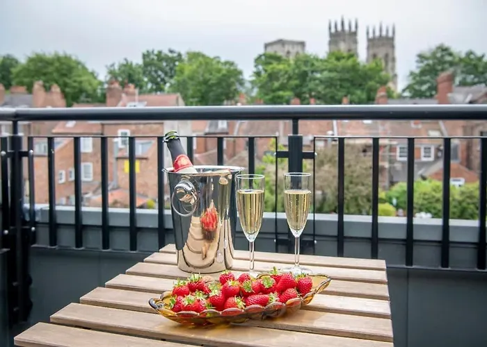 The Quadrant - The Carillon York