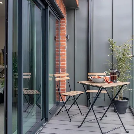 דירה The Quadrant - The Carillon יורק